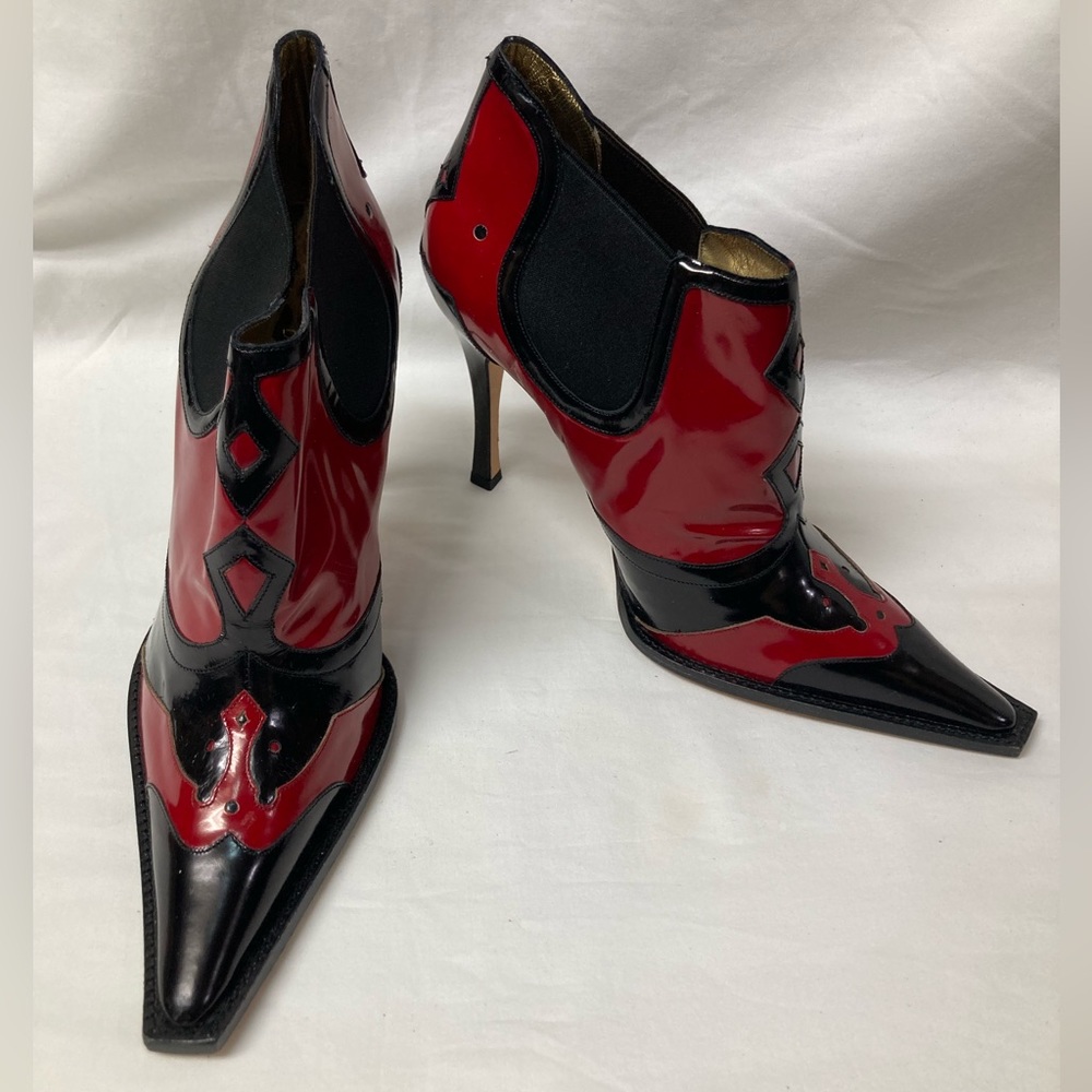 Dolce & Gabbana Red and Black Bootie Boots, size 40, fit like a 9